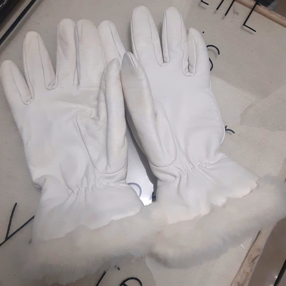 Wilson leather insulated leather white gloves. S